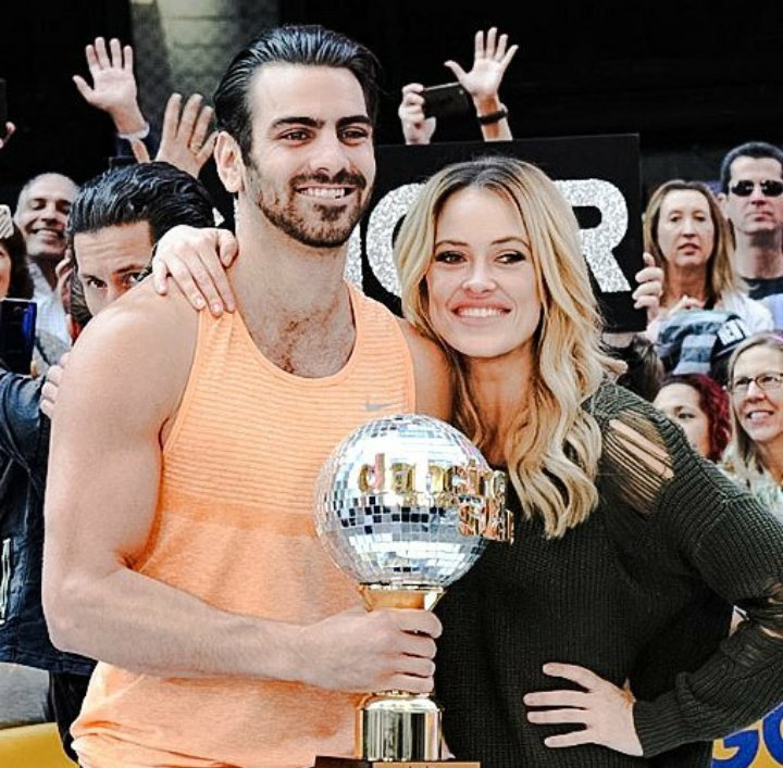 nuraan_rossi's tweet photo. Still buzzing after their big win. Look how happy they are :') #DWTSFinale #TeamRedefiningDance https://t.co/aCPth3H9S1