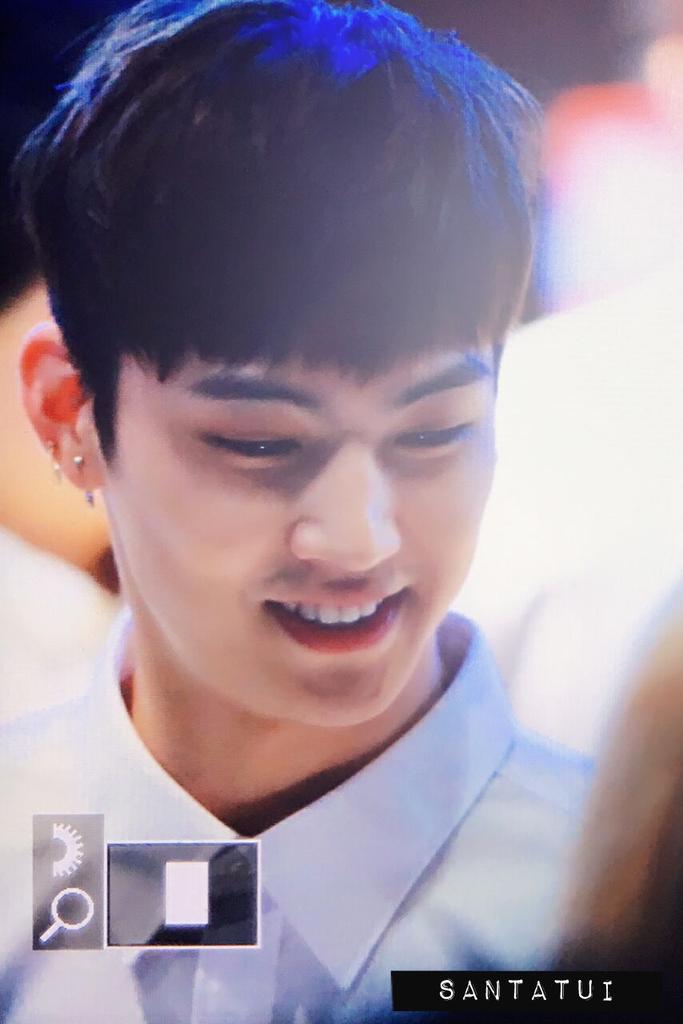 santatui's tweet photo. 160527 #JB https://t.co/QIrDclJcjO