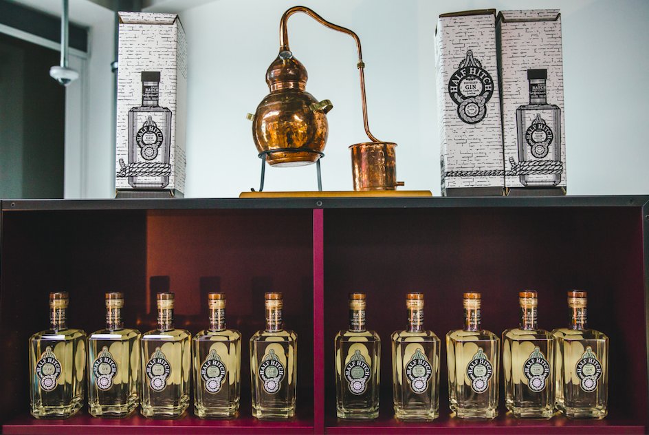 InterchangeLDN's tweet photo. In our opionion, the best Gin in @CamdenMarket and London! @halfhitchgin #InterchangeOpening https://t.co/jhEoC13bTH