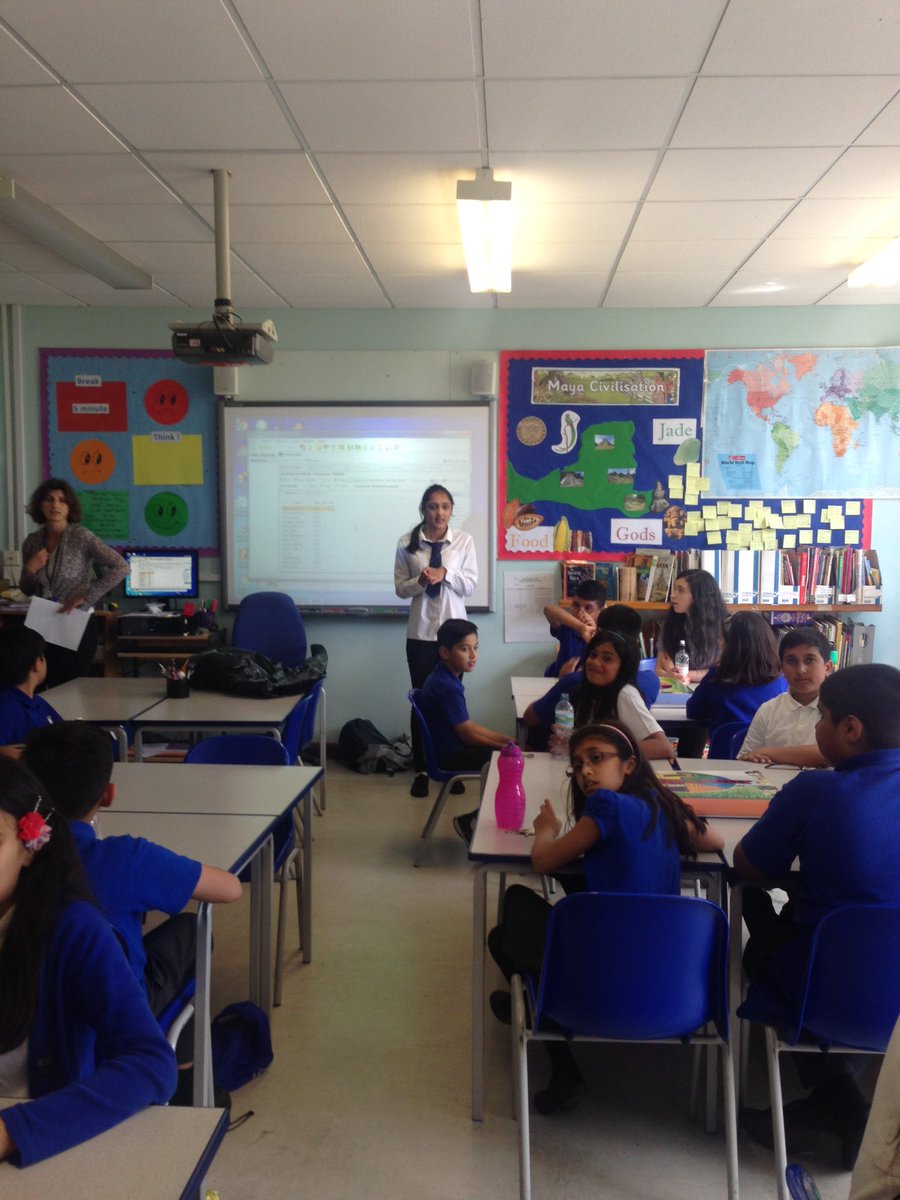 neoskhs's tweet photo. @OGPSinspired had a great time playing our game with the year 6 classes! https://t.co/zQsFkDQFL4