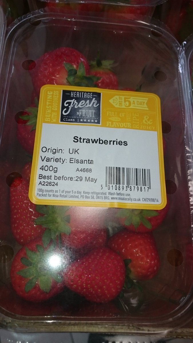 There here!! FRESH from the uk
strawberries for just £2 at MyLocal Southampton City Gateway 
@PaulalanDennis