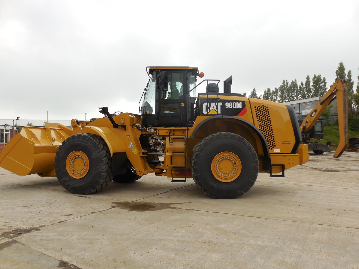 DanfinningCAT's tweet photo. Another new machine prep completed by our team @finningleeds #CAT #QUARRY #HAPPYCUSTOMERS #980M #TIER4 https://t.co/IHHFxk3Rr3
