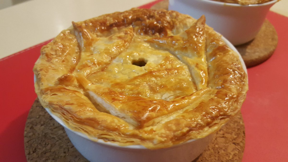 DenisDefontaine's tweet photo. Homemade hearty chicken pot pies. Im in heaven with crusty golde  pastry goodness! #foodporn #foodcoma https://t.co/mVj3QBcSeV