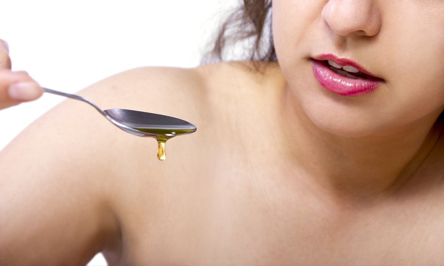HealthyDietBase's tweet photo. What are the Health Benefits of Oil Pulling - https://t.co/u3ebGQXQkl https://t.co/bW5TCDncnB