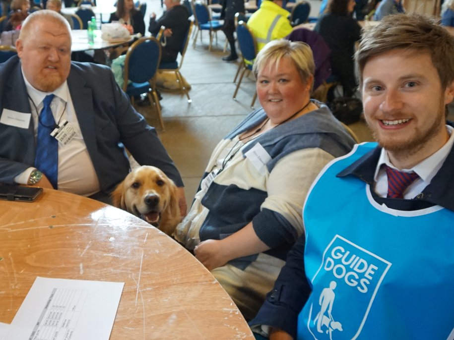 gdcampaigns's tweet photo. After #dogsatpollingstations, could #dogsinmeetings take off? #AccessAllAreas #FridayFun https://t.co/Hcg6Ckyzxl