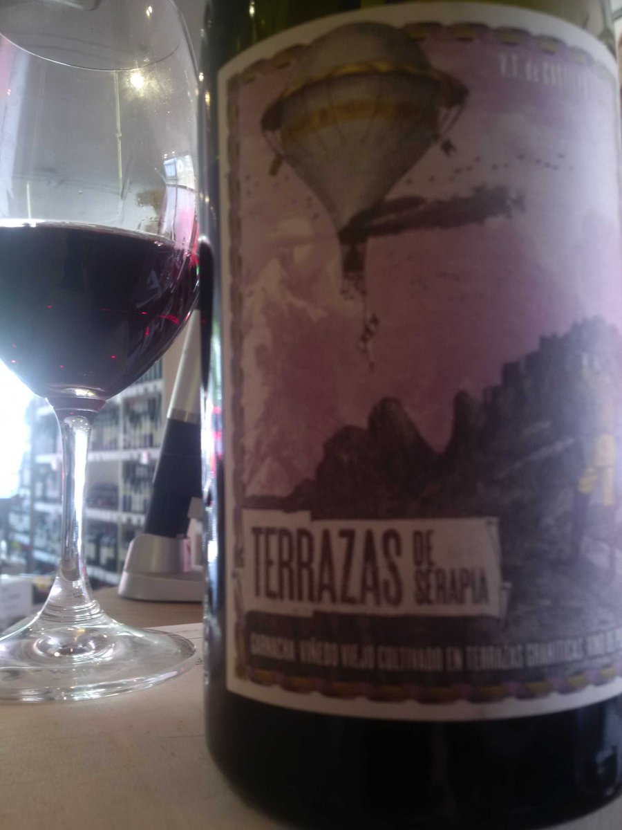 LandSChiswick's tweet photo. Up up and away in my beautiful balloon. Soft smooth seductive #Garnacha from the Sierra de Gredos west of Madrid. https://t.co/9wpVwWCfjs