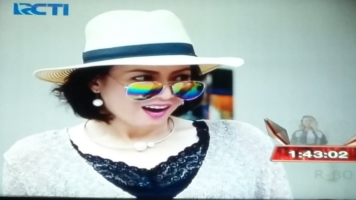 EAppit's tweet photo. Macan @Yoelitta_Palar sma anak ganteng kuadrad nya kompak bgt @steff_william 
#AJRCTIMakinSeru https://t.co/F0WZPmvo1f