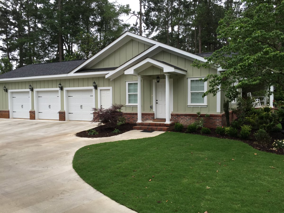 jebboggus's tweet image. Check out our latest Renovation Project located off of Walton Way!