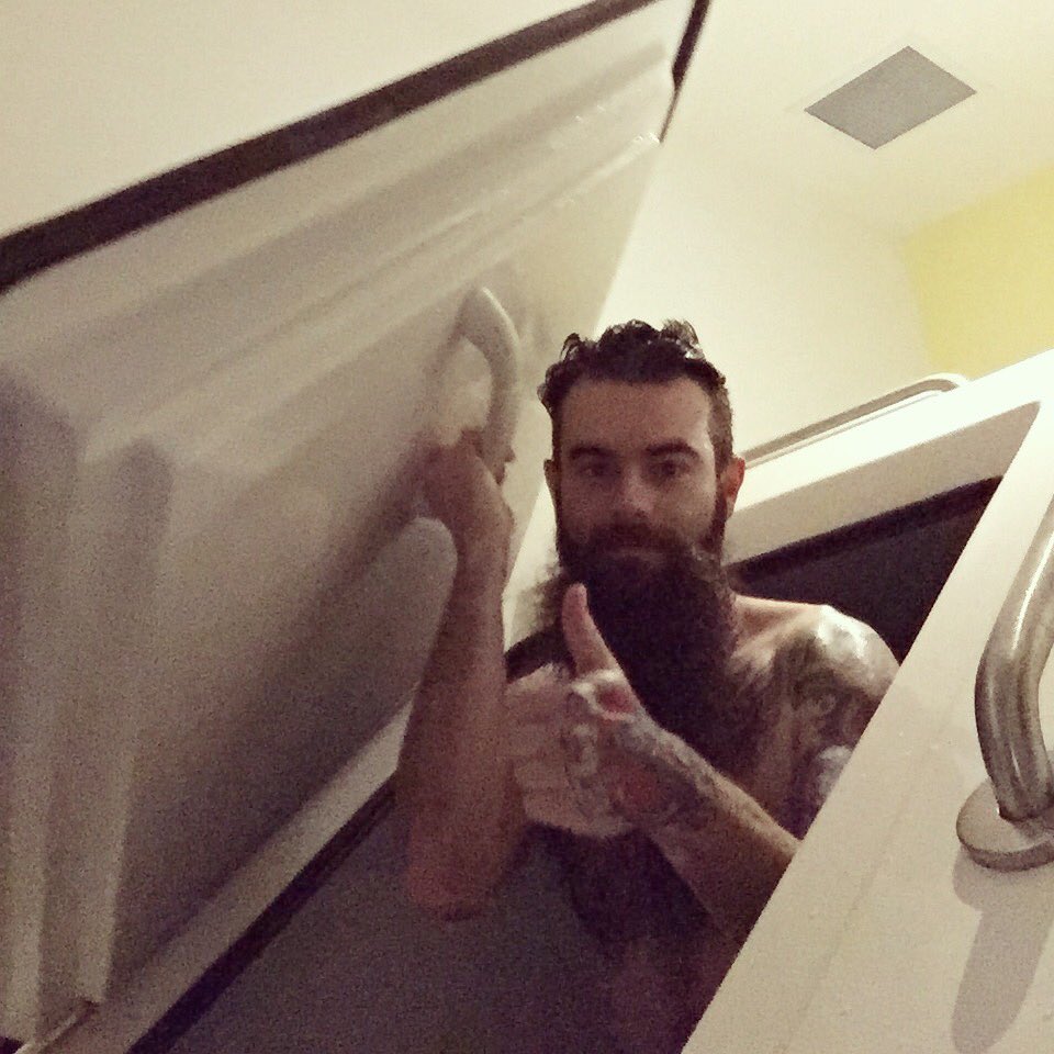 HogansBeard's tweet photo. I love to FLOAT. Fantastic for the mind, body &amp; soul! Grateful for @TheFloatCentre being in town! #12PositiveTweets https://t.co/uIP4Ke9DtY