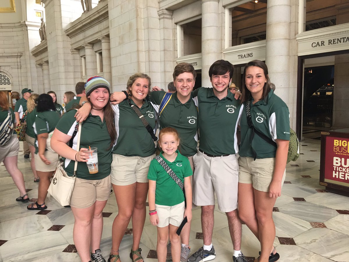 mcamisd's tweet photo. @Prideofdevils Washington DC trip! First stop---breakfast at Union Station https://t.co/JKFgbjdV36
