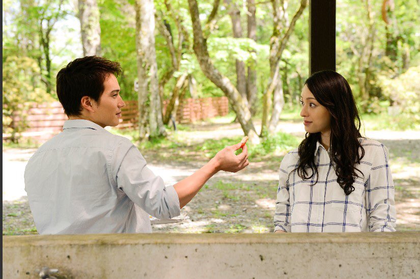 不機嫌な果実 ドラマ公式アカウント 今夜 第５話 今夜は エビパク にご注目 壁ドン 耳つぶ に変わる新たなトキメキシチュエーションが登場 ご期待ください 笑 不機嫌な果実 栗山千明 市原隼人