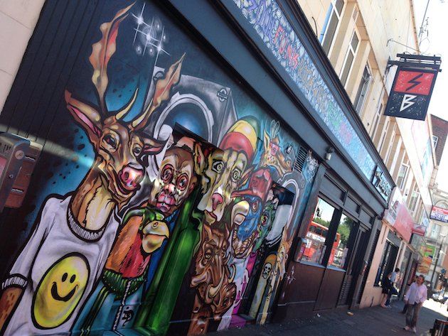 DJmag's tweet image. London venue @silverbulletin is facing closure bit.ly/1TGWhWG #SaveSilverBullet