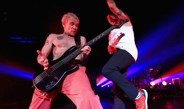 NME's tweet photo. Stream Red Hot Chili Peppers' new album title track 'The Getaway' https://t.co/WI1vMJ692B https://t.co/sweTB7bhUA