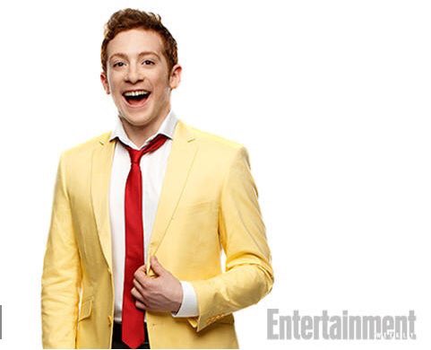 SpongeBobBway's tweet photo. Meet @ethansaslater, the boy who would be SpongeBob! #SpongeBobBway https://t.co/o3ufdWPWGO https://t.co/MIFGulMdMt