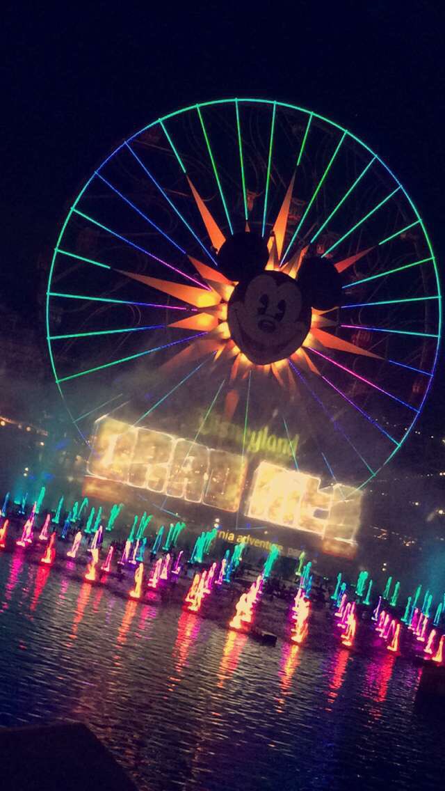 ohitsmarco_'s tweet photo. Disney last week was fun with this guys... 💯🔝👌🏻 
(btw i stole one of your photo guys) https://t.co/4QtreyrsFM