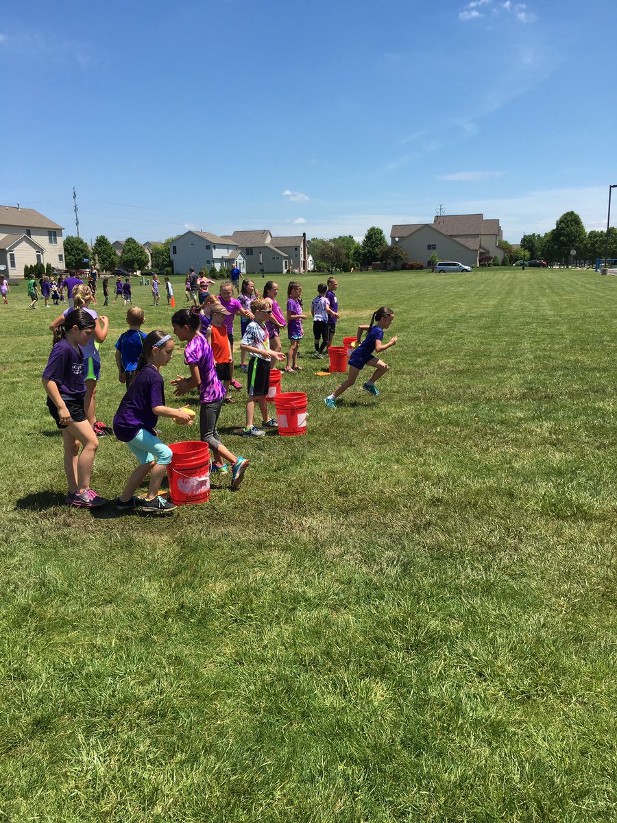 MrsWilson105's tweet photo. Field day fun!!! https://t.co/FnnNK9wC7h