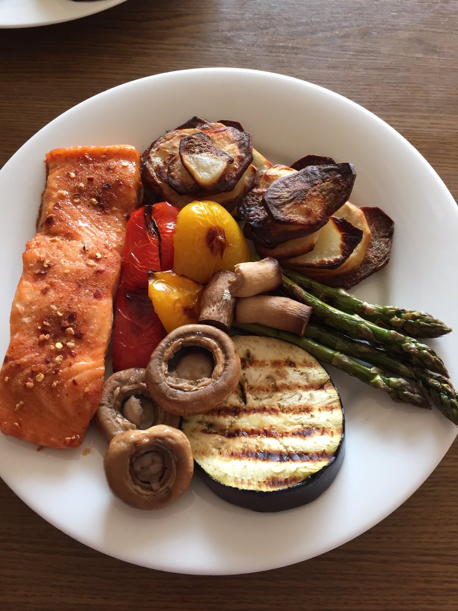 pmcgaharan's tweet photo. @HookedFish1 made with some of competition prize. Salt &amp; pepper salmon, roast veg &amp; crispy potato stacks. Delicious https://t.co/dP79pV8tuh
