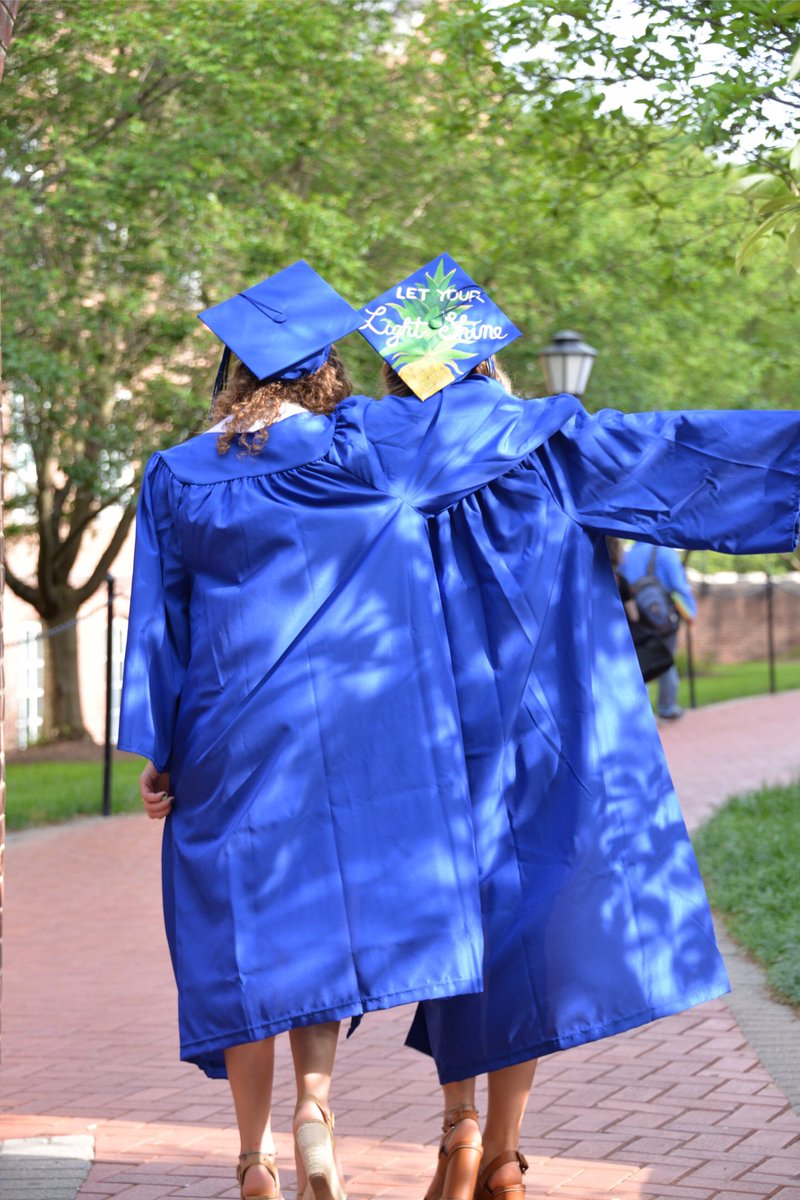 lizekeefer's tweet photo. Can't believe this is happening today! Thanks @UDelaware for the memories! #UDGrad2016 #UDComm https://t.co/JY1qVafK85