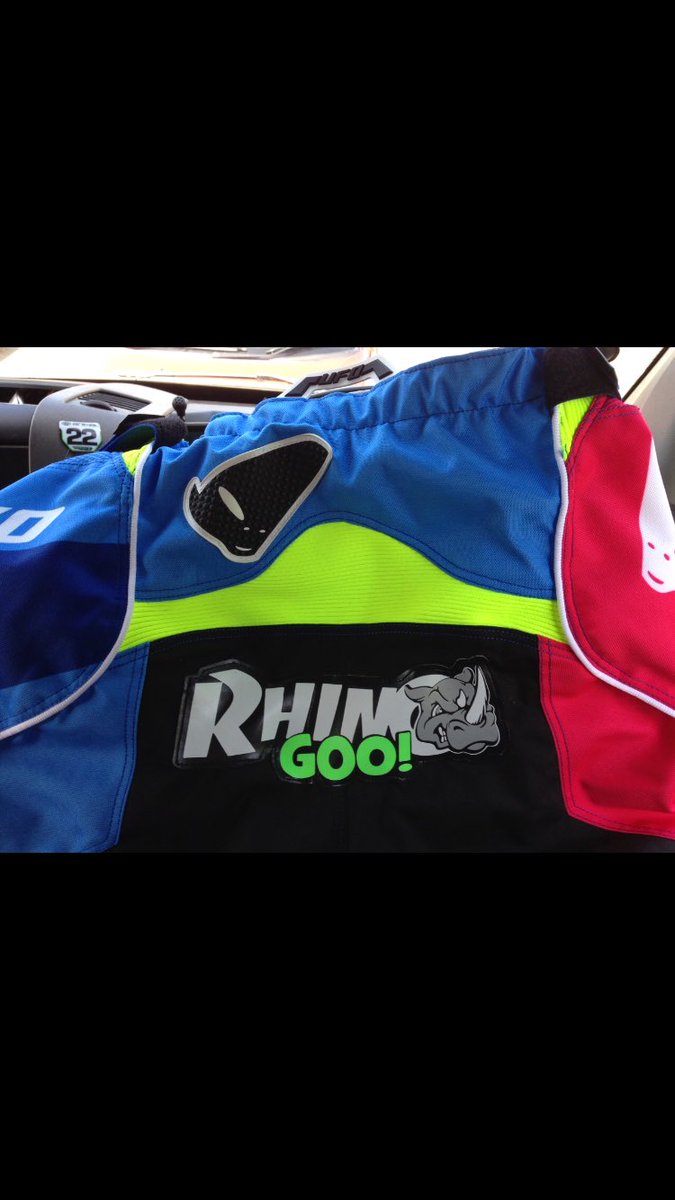 ewanjohnston1's tweet photo. Another customer doing his bit for the Goo family! @RHINOGOO #jsevenproducts @jsevenproducts https://t.co/PY3to0IMe9