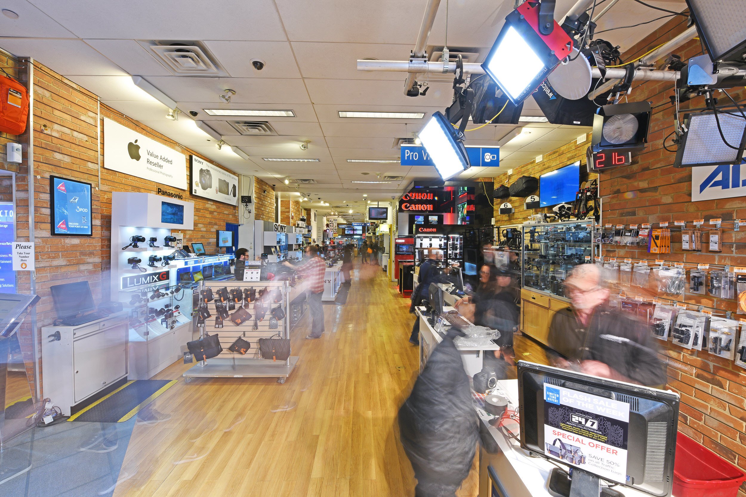 Adorama stores deals