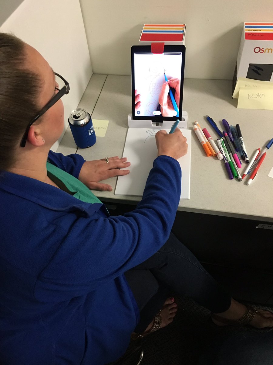 JBlackEdTech's tweet image. Calling all art teachers! OSMO has a masterpiece game that is revolutionary!! #OSMO #summerconference2016