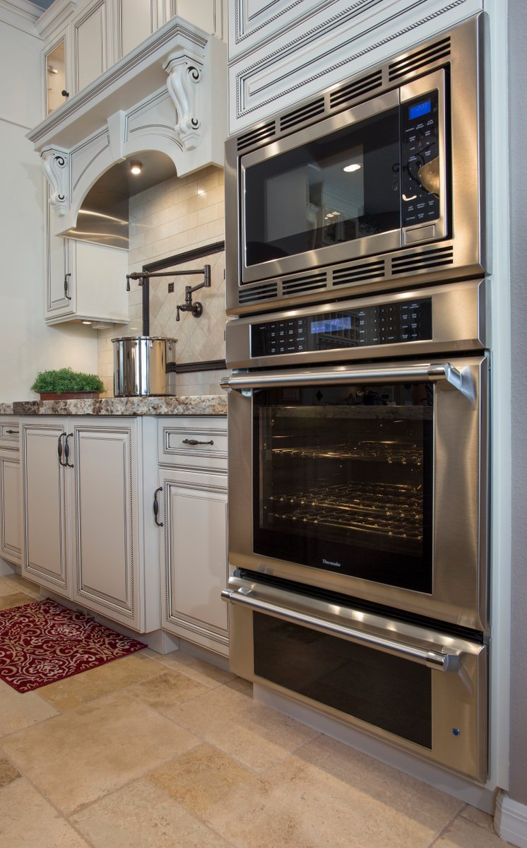 ArtisanDesign1's tweet photo. Beautiful #kitchenremodel More photos on our #Houzz page! #AmericanTransitional
https://t.co/D2JsCYYZNi https://t.co/SoIrA9Lthm