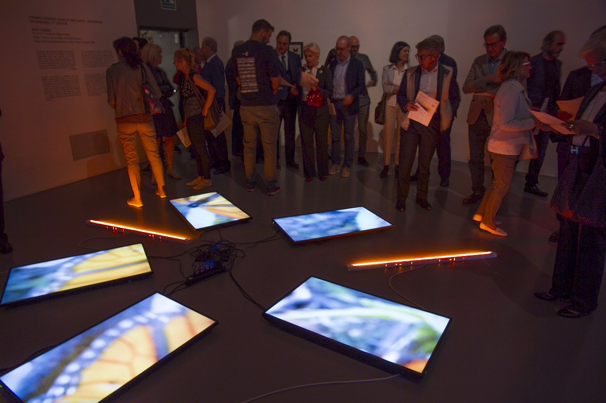 GAMeCBergamo's tweet photo. Alcuni scatti dell'inaugurazione di #SoftCrash, mostra vincitrice del Premio Bonaldi. Info: https://t.co/YLSEeoiktD https://t.co/nFryGkqRLH