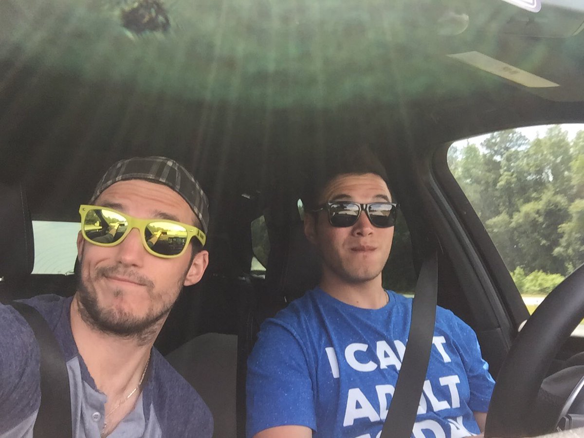 emtbasic93's tweet image. ❤️