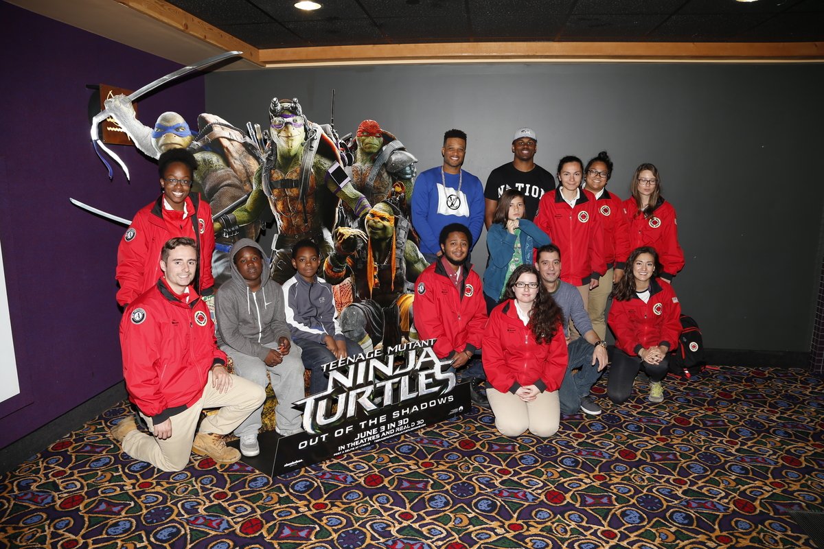 RobinsonCano's tweet photo. Happy my @CityYear @UrbanImpactSea  @ClubInsider &amp; @seattlechildren friends got to see @TMNTMovie with me! #Roc4Kids https://t.co/FhAlZDfZNO