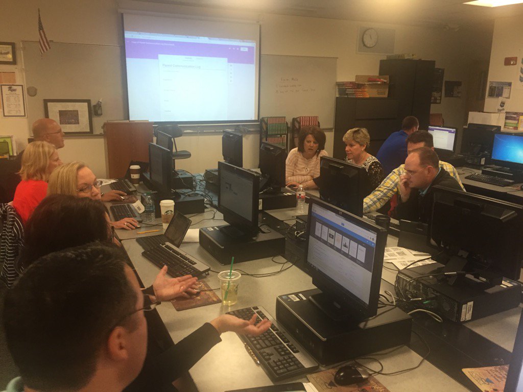 YeagerBrent's tweet image. #SummerConference2016 principals learning from principals. Amazing people!