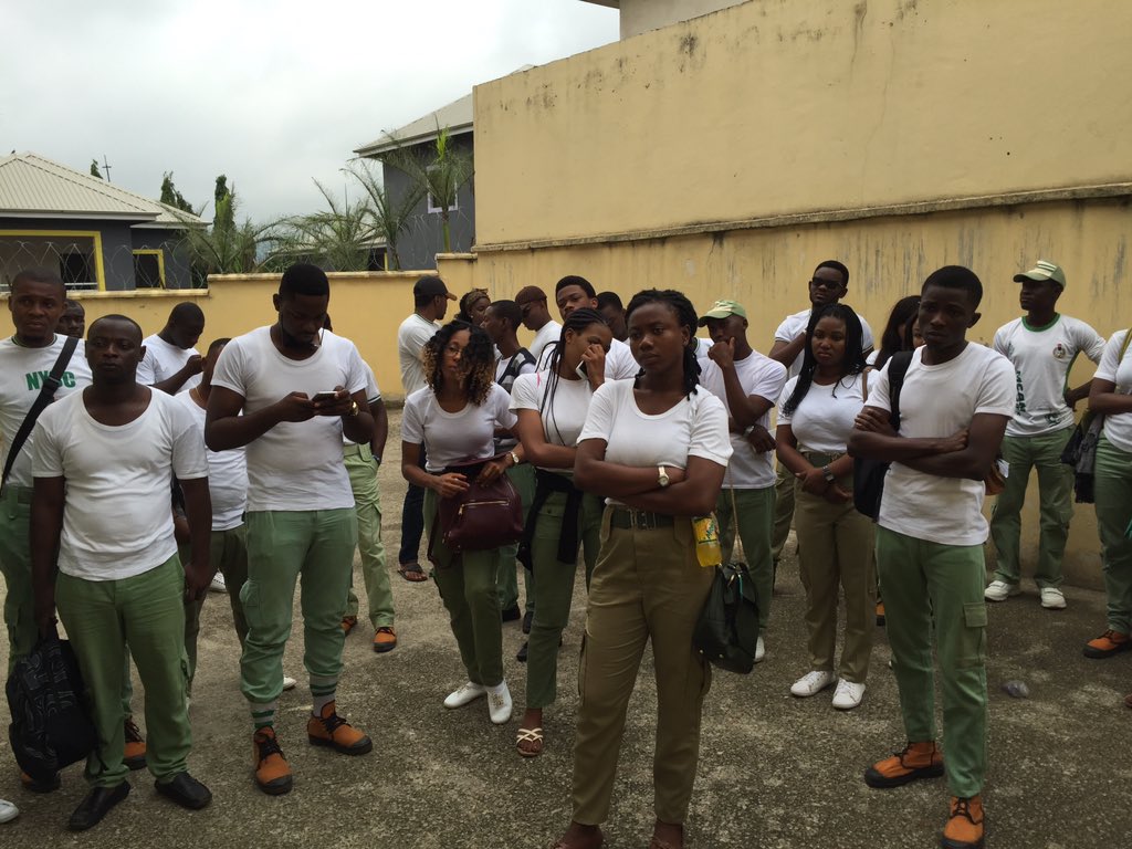 InfotechCdsAbj's tweet photo. ICT CDS Abuja visit to The City of Refuge Orphanage, Maitama. https://t.co/VfdUWYx2Su