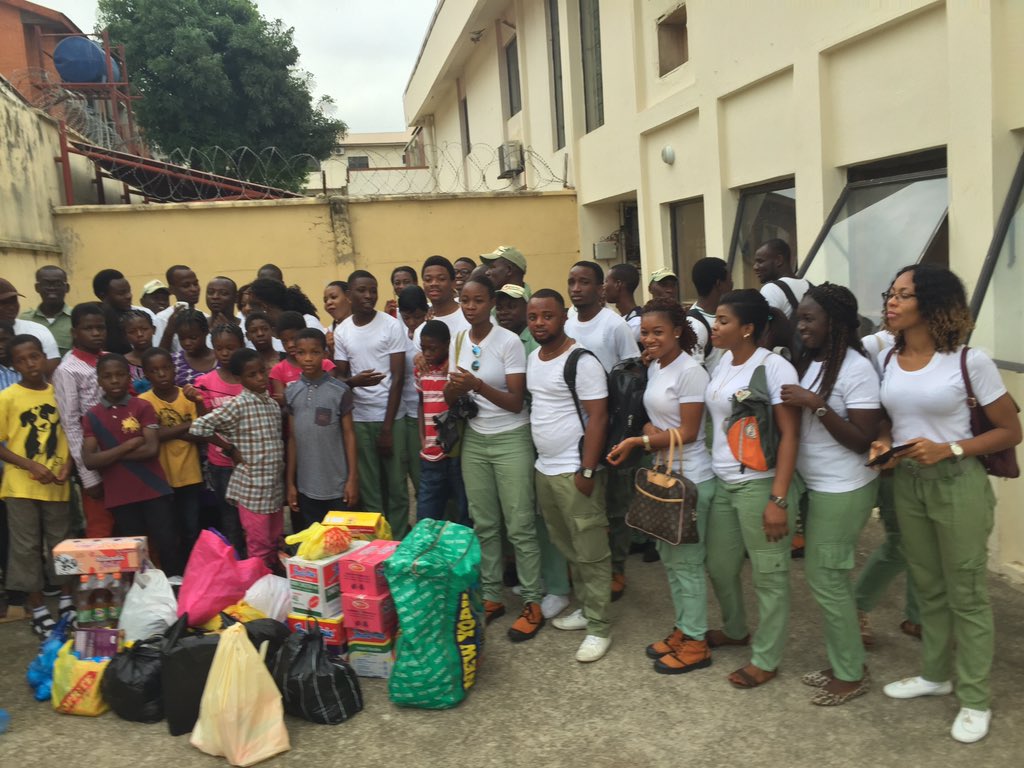 InfotechCdsAbj's tweet photo. ICT CDS Abuja visit to The City of Refuge Orphanage, Maitama. https://t.co/VfdUWYx2Su