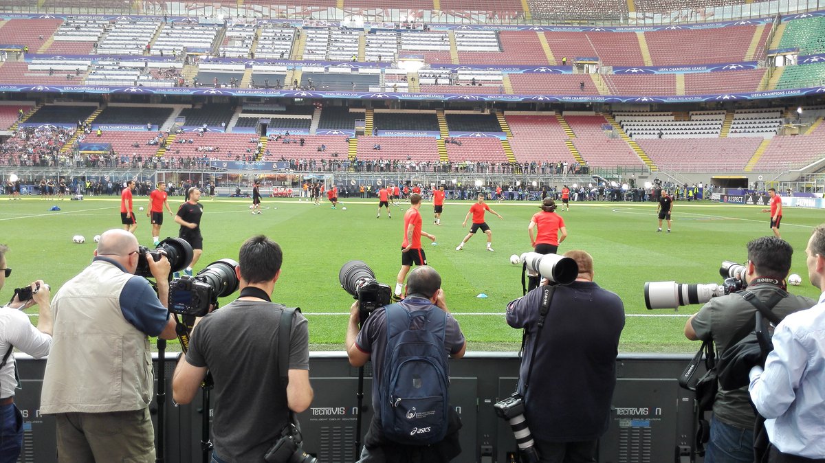 View image on Twitter