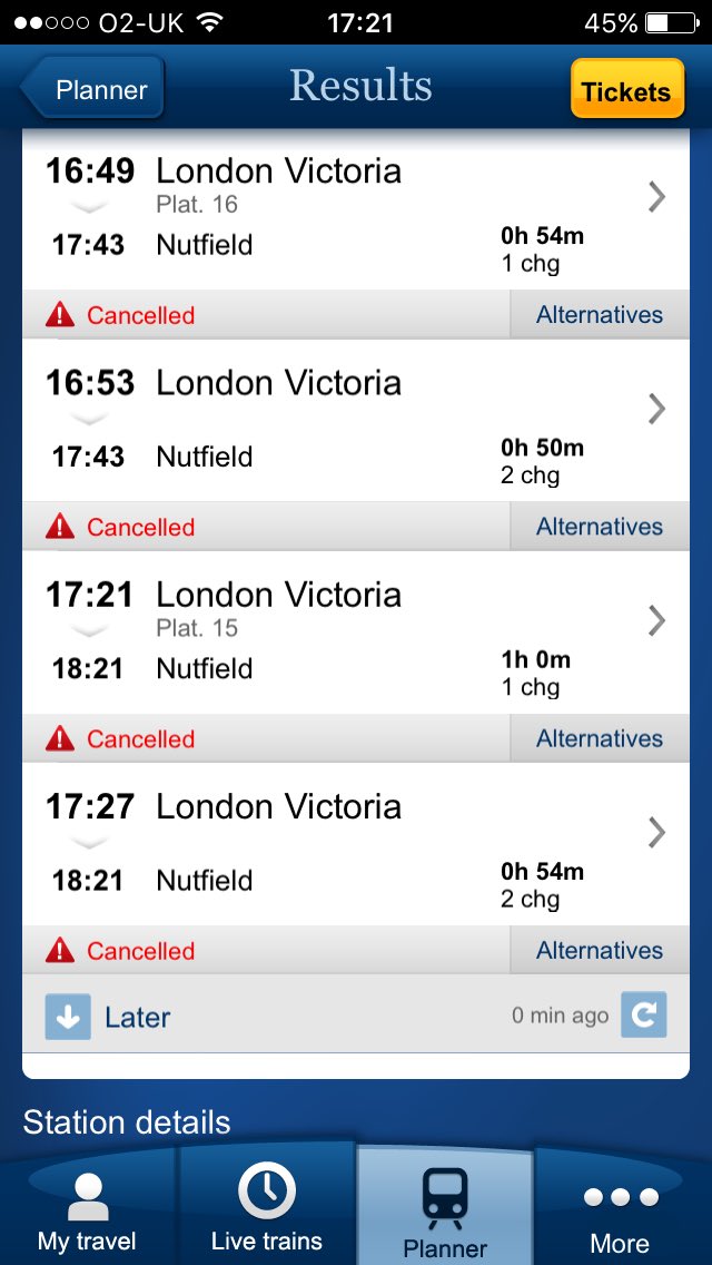 RayRowe89's tweet photo. @SouthernRailUK just what I love to see at the beginning of my weekend. YOU ARE THE ABSOLUTE WORSE. https://t.co/FZQS4jZgI8