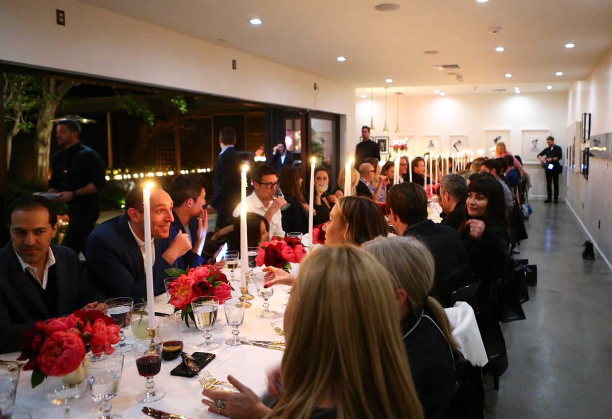 kwt_global's tweet photo. .@EBFlorals celebrated its launch at @Saks at an intimate LA dinner, via @WWD: https://t.co/sI9p0JEqmr 🌸 #EBFlorals https://t.co/jSmdYfulLh