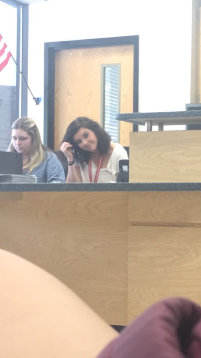 kaylee1420's tweet photo. When you and bae are fighting and he says "im sorry, you were right" but u knew u were right the whole time https://t.co/ndP9KzU1Ox