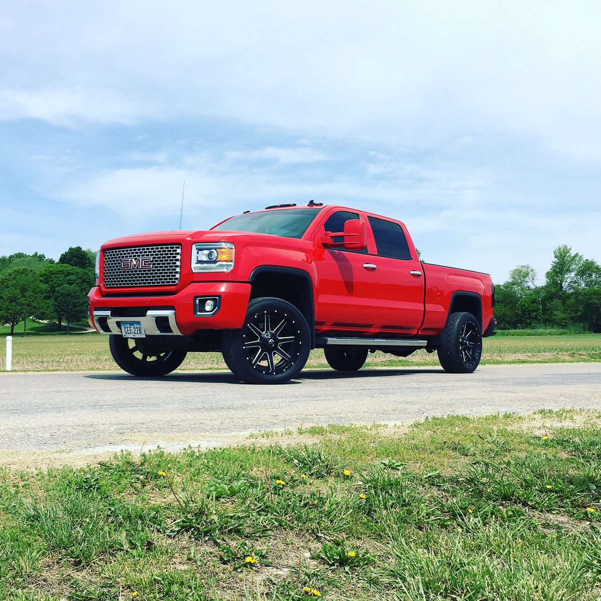 GMC | #fueloffroad Maverick | @financial_mistake1