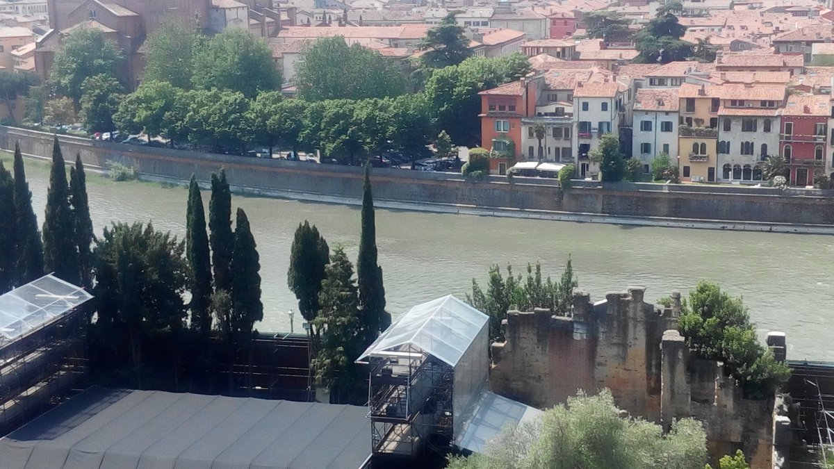 sabapverona's tweet photo. Uno sguardo su #Verona dalla terrazza del rinnovato Museo archeologico. https://t.co/I2SAioNxgh