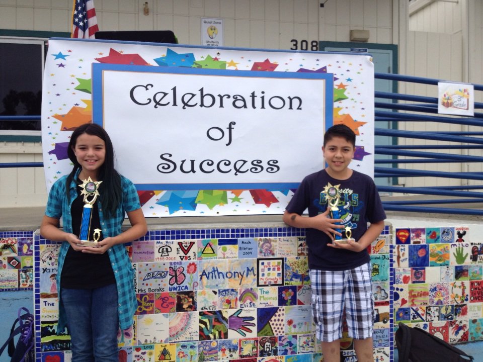 BeaumntBookworm's tweet photo. Love seeing students working hard right up to the end of the year. 2 more millionaires! https://t.co/CT14xyiOuf