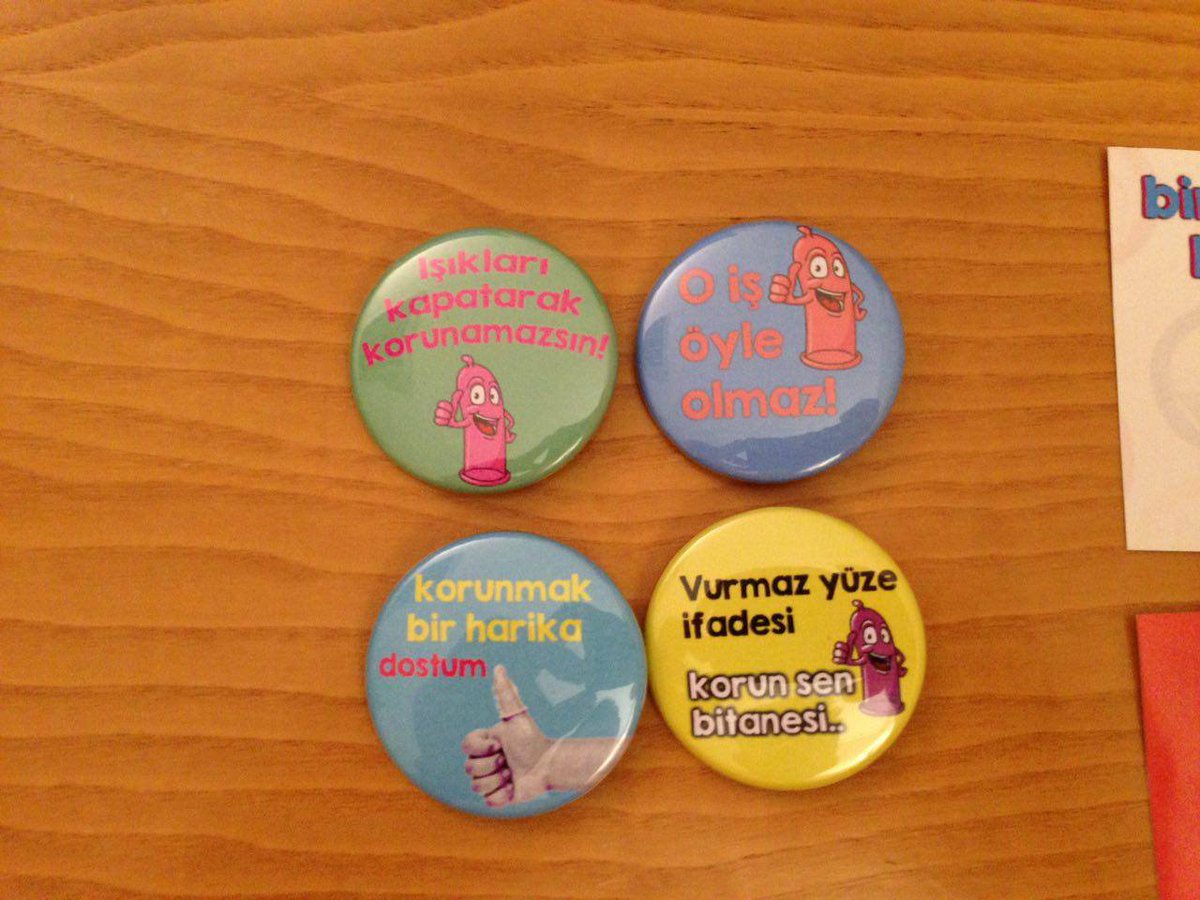 stkisleri's tweet photo. TAPV için ürettiğimiz 1 Aralık Dünya Aids Günü materyalleri. https://t.co/yiItkSzkaI