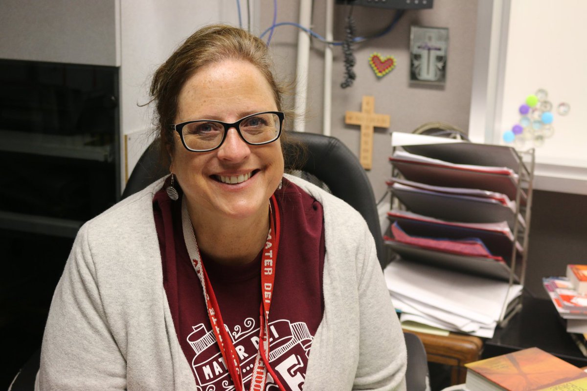 hsinsider's tweet photo. Youthful energy keeps this Mater Dei teacher alive https://t.co/G2kwWt7JAC via @papayapunx https://t.co/ygm4M6D9XT