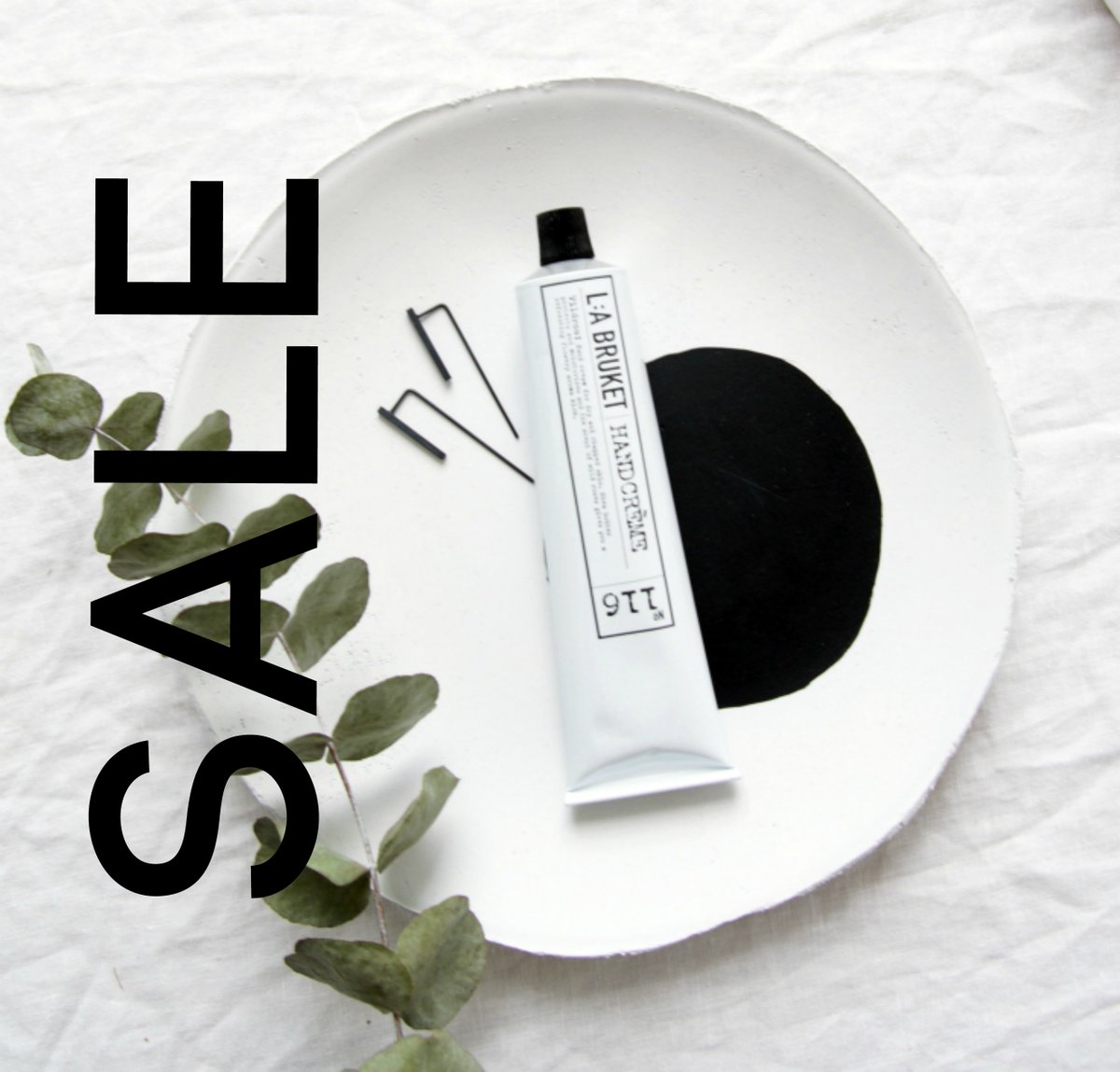 Check out our sales items here stwotwenty.com/product-catego… #interiordesign #stwotwenty