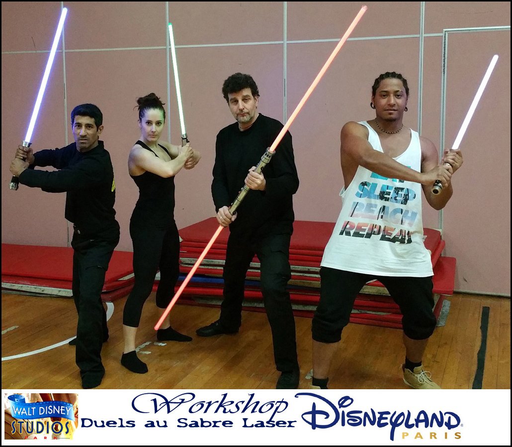 frederictrin's tweet photo. #FredericTrin #starwars #Escrime #Stunt #Fencing #EscrimeArtistique
Worshop Starwars Disney https://t.co/kk6Zm4EH9H https://t.co/pEfLm7xmxn