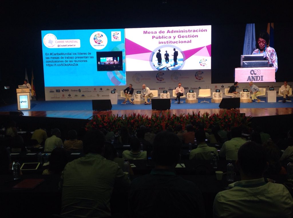 En Administración Pública y Gestión Institucional <a href="/elviamejiafer/">Elvia Mejía F.</a> sostiene que pilar fundamental deber se la equidad