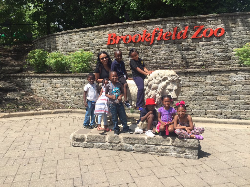 Field trip to <a href="/brookfield_zoo/">Brookfield Zoo Chicago</a> <a href="/TiltonSTEM/">Tilton Elementary</a>