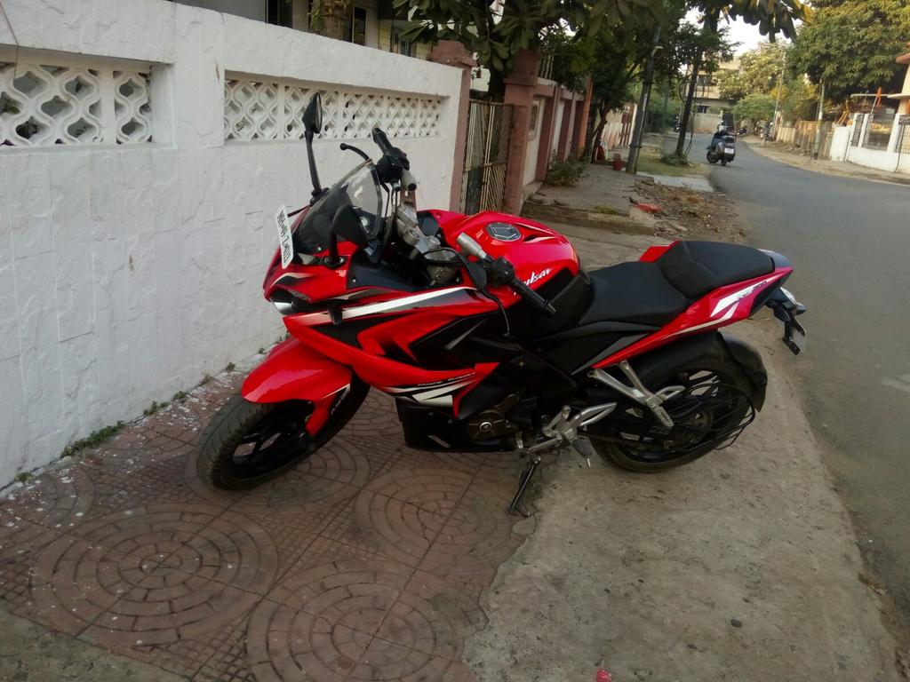 AdityaDhokane's tweet photo. my new bike....!!! https://t.co/8GT4zqj9DK