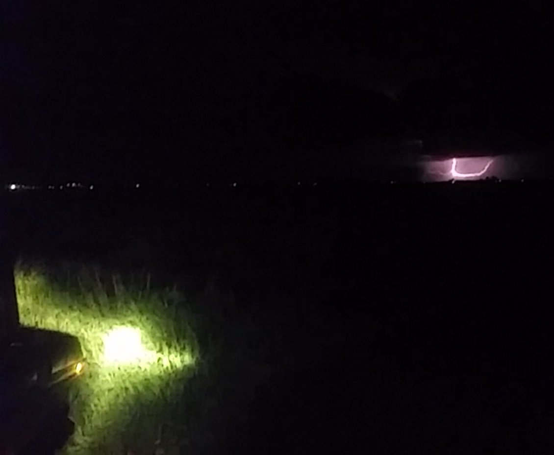 CaseyHermansen's tweet photo. Mere seconds into the sprinkling i get stuck in a ditch and while waiting took a pretty solid picture #2WDproblems https://t.co/4Epm2pcyYS
