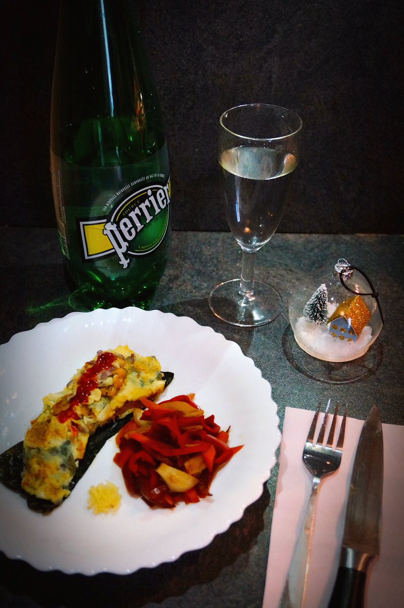 codea7904's tweet image. #Blessed #Lovelife #Egg #Newfferent #Egg-roll 🍳 Nice! Egg-roll, with some stir-fry carrots & peppers.