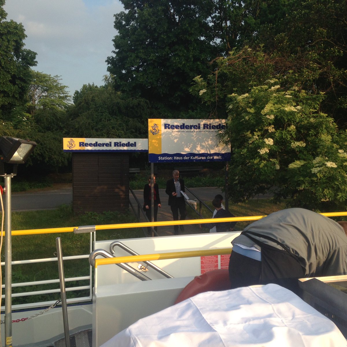NormanZerbe's tweet photo. #ecdp2016 Floating Science is starting with beautiful weather right now. Please enjoy! @ecdp2016 https://t.co/qvG3Pfivb4