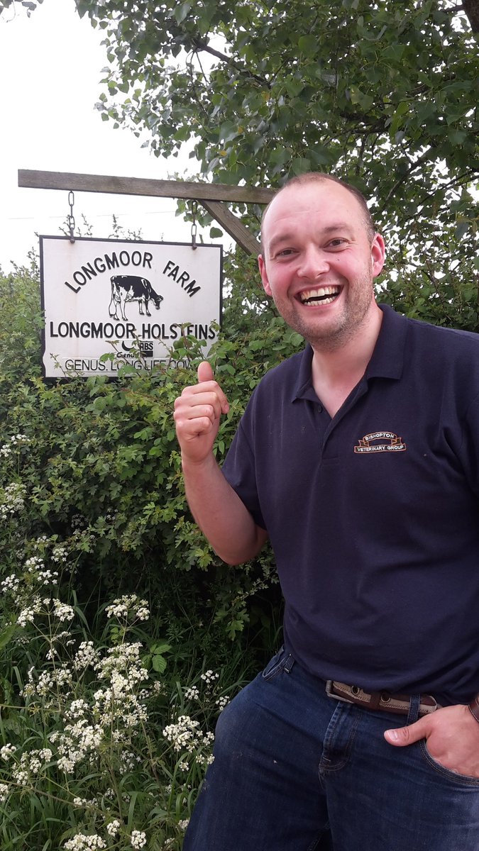 neileastham's tweet image. @RAFTsolutions on tour.  Gr8 cows on show @Longmoorfarm thanx 4 your hospitality #genomicsisgamechanging #1sttweet!